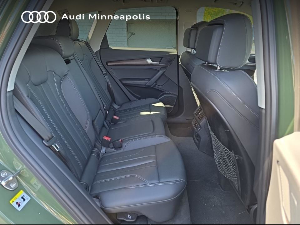 Thumbnail: 2023 Audi Q5 - 14