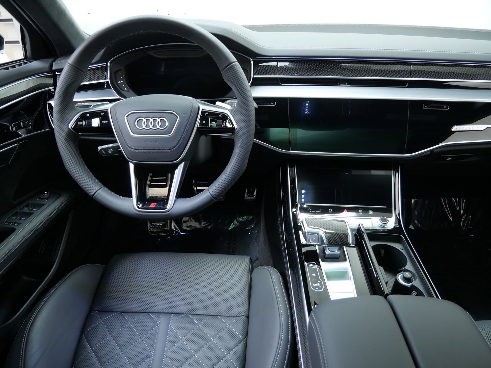 Thumbnail: 2026 Audi S8 - 15