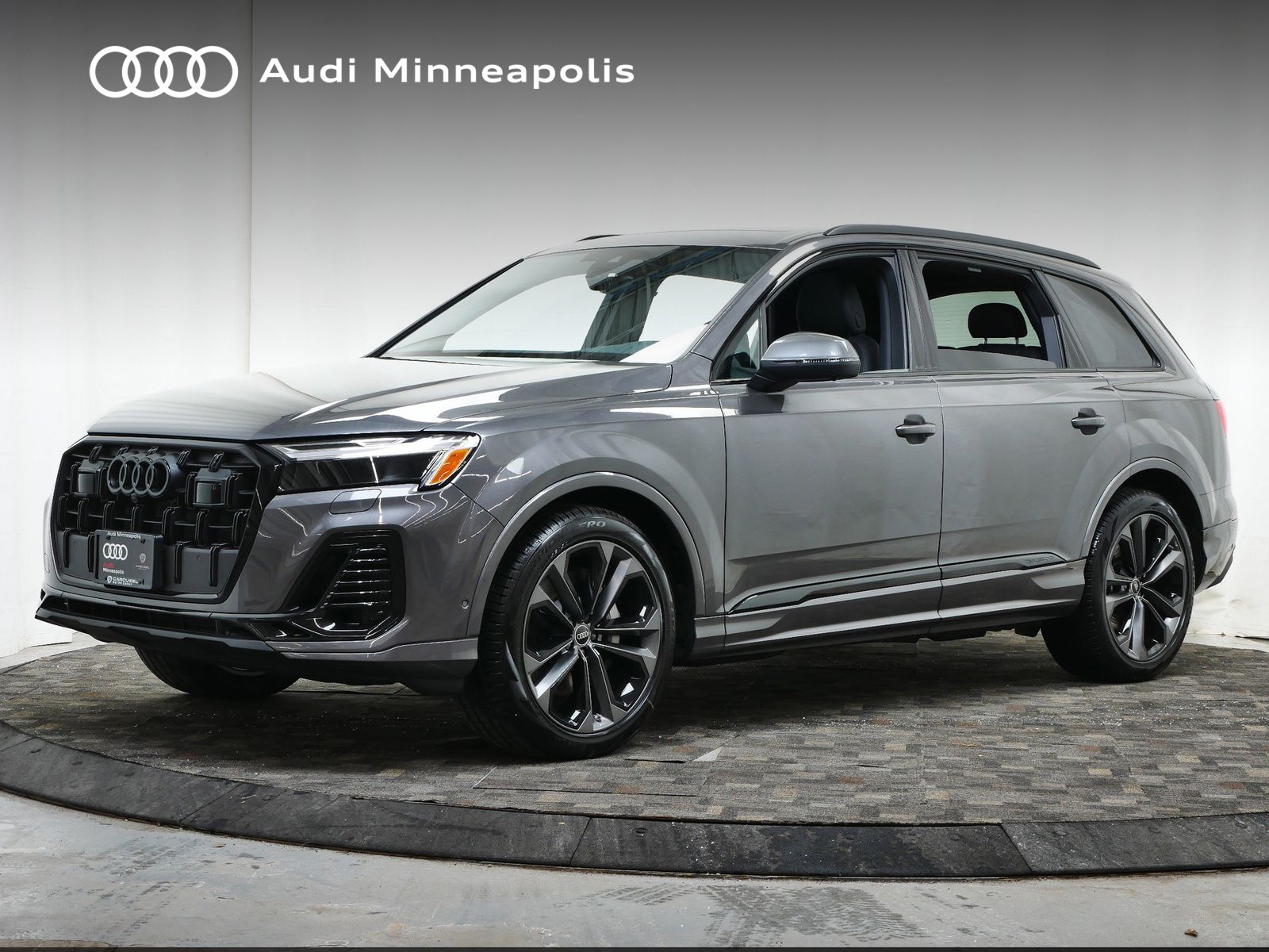 Thumbnail: 2026 Audi Q7 - 1