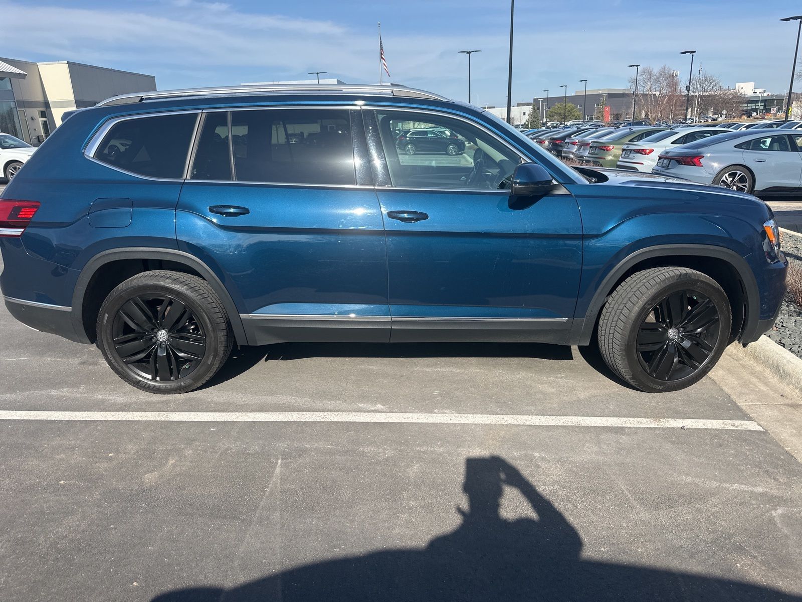 Thumbnail: 2019 Volkswagen Atlas - 6