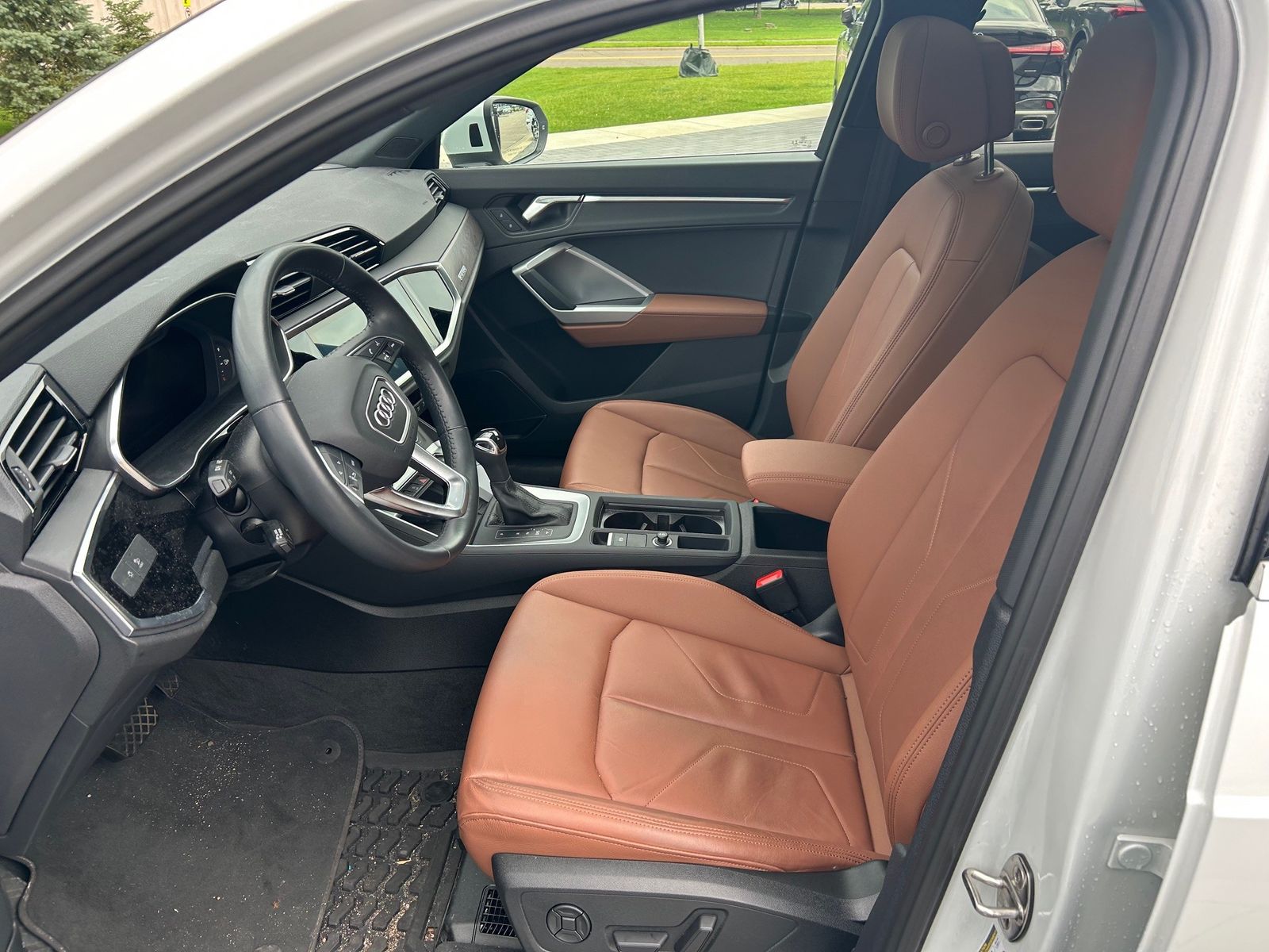 Thumbnail: 2020 Audi Q3 - 2
