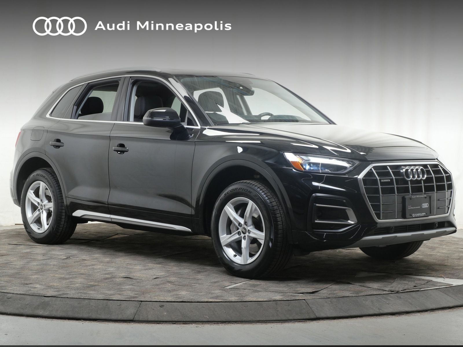 Thumbnail: 2023 Audi Q5 - 11