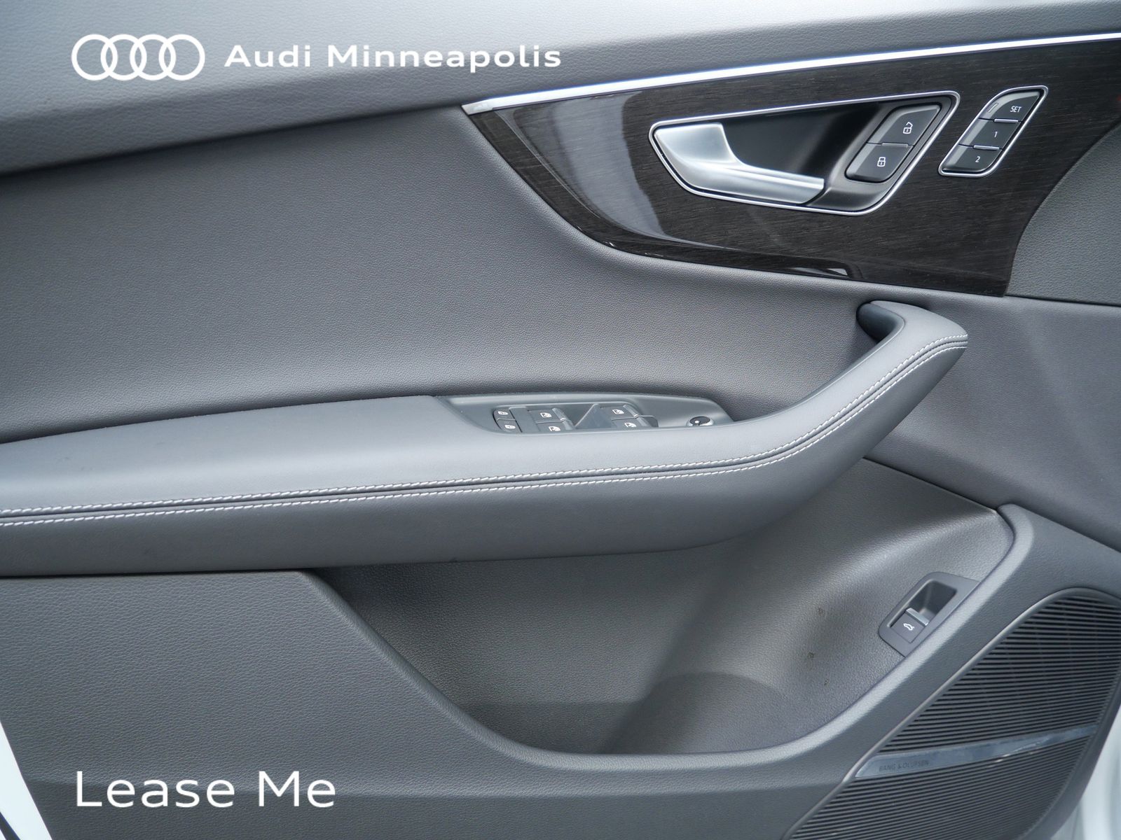 Thumbnail: 2026 Audi Q7 - 11