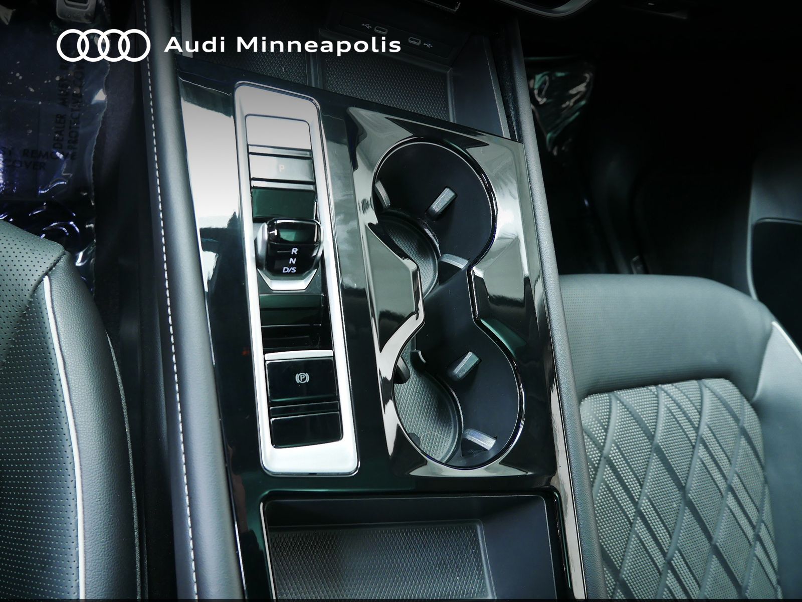 Thumbnail: 2024 Volkswagen Atlas - 20