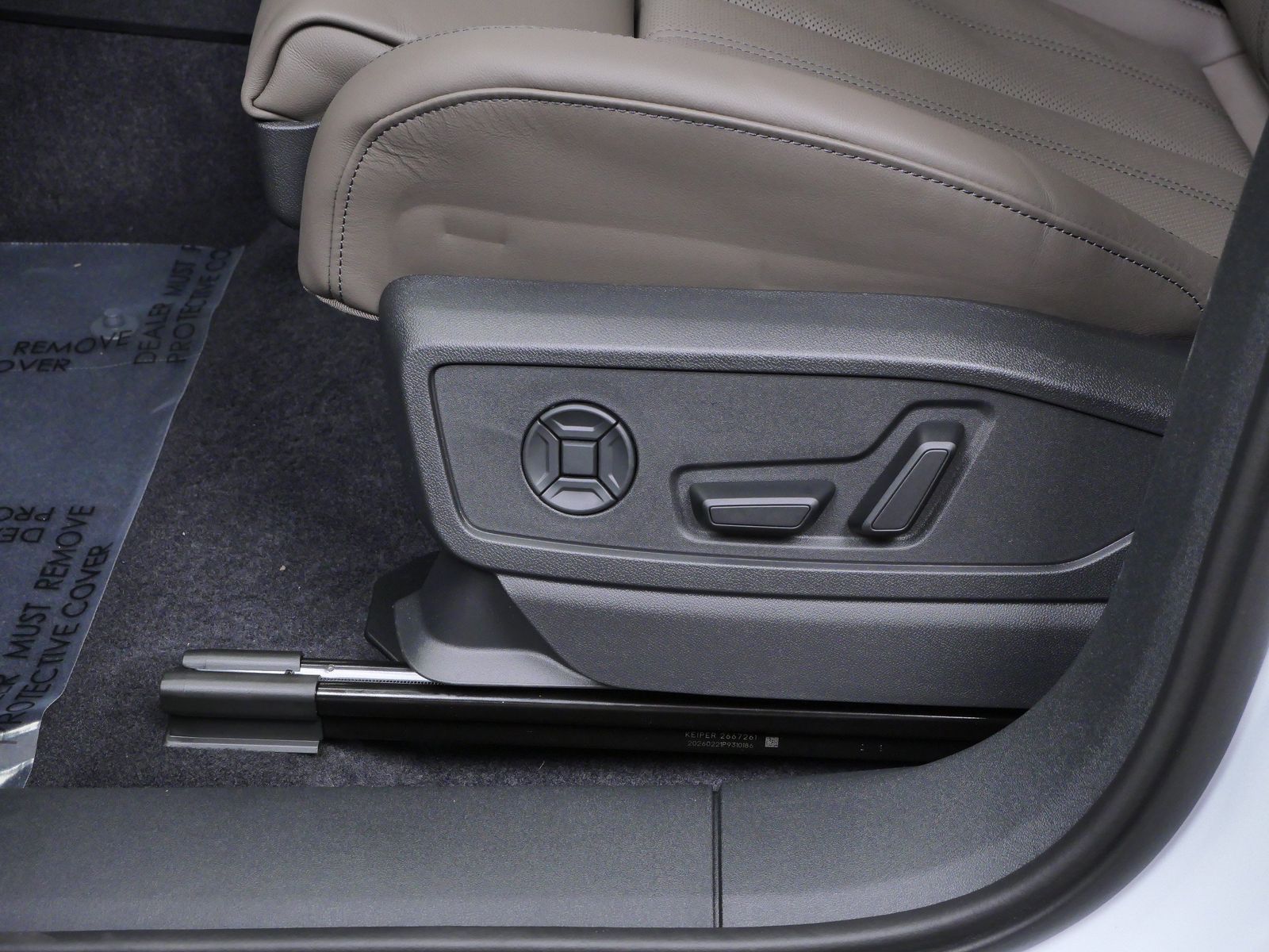 Thumbnail: 2026 Audi Q5 - 11
