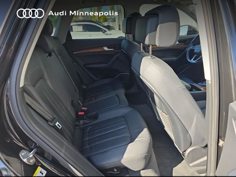 Thumbnail: 2023 Audi Q5 - 15