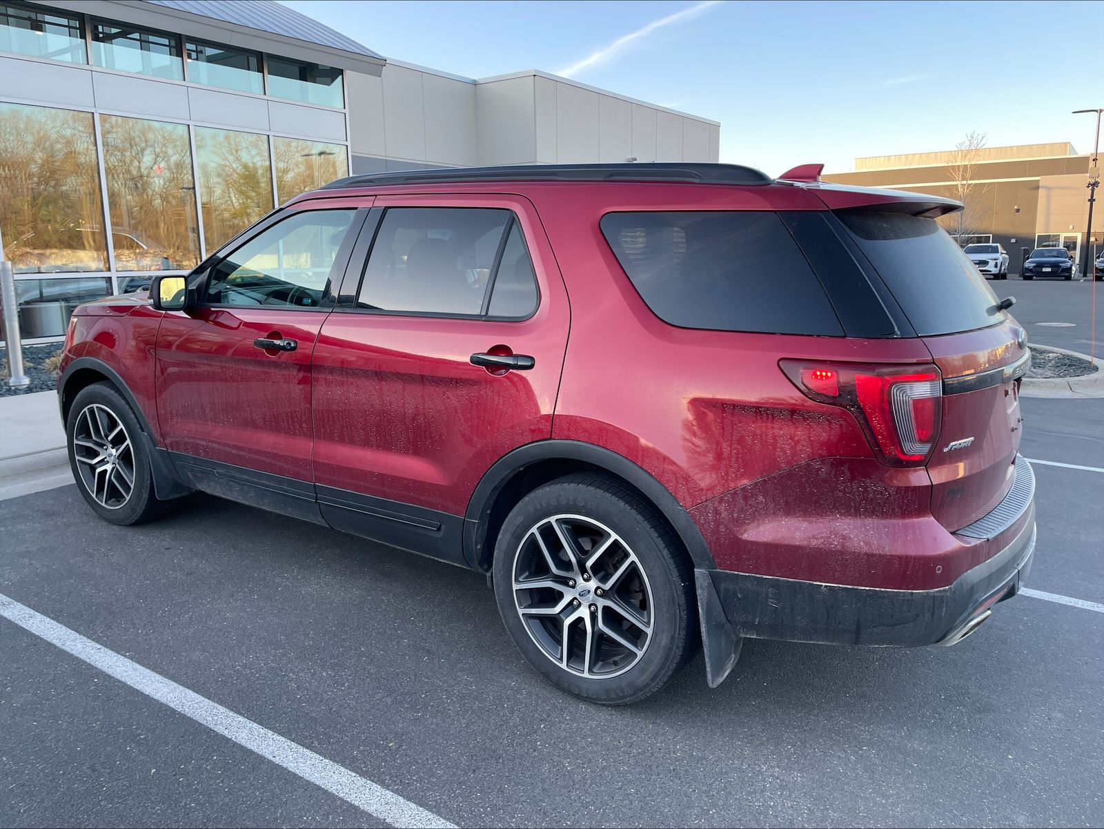 Thumbnail: 2016 Ford Explorer - 3
