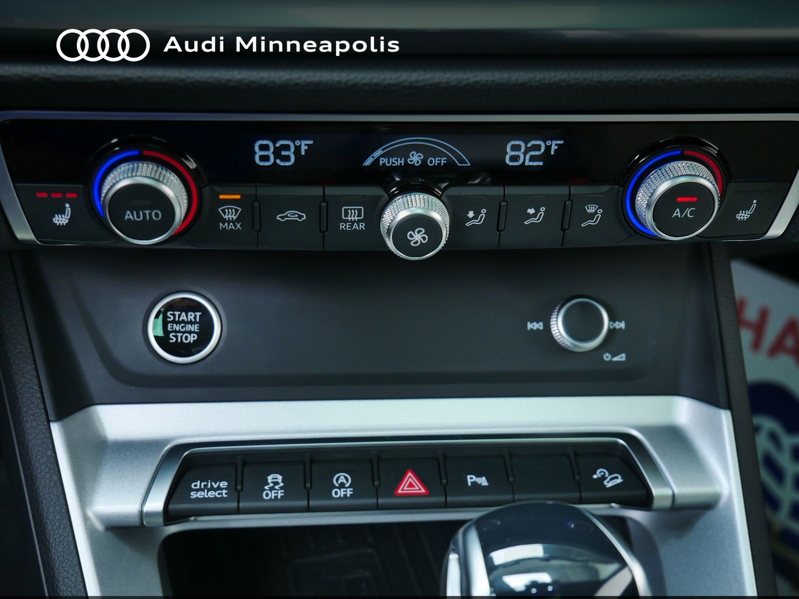 Thumbnail: 2025 Audi Q3 - 28