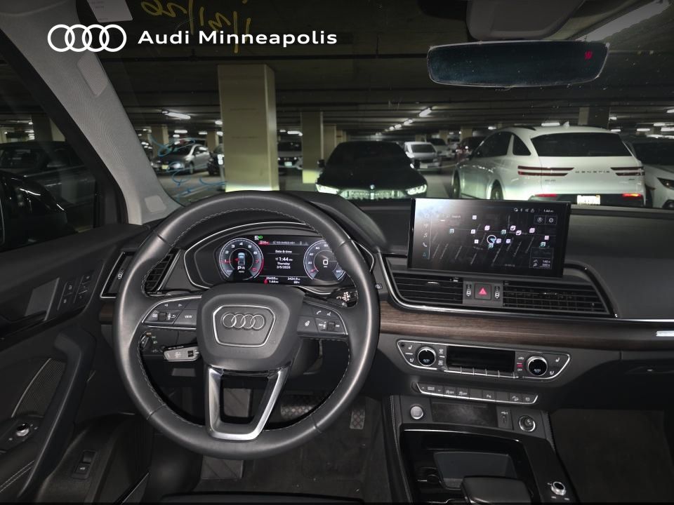 Thumbnail: 2023 Audi Q5 - 10
