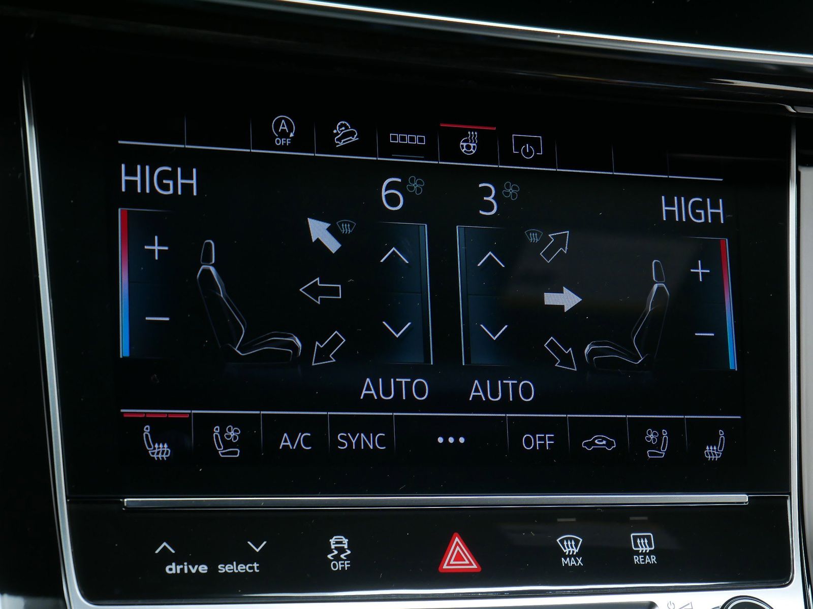 Thumbnail: 2026 Audi Q7 - 15