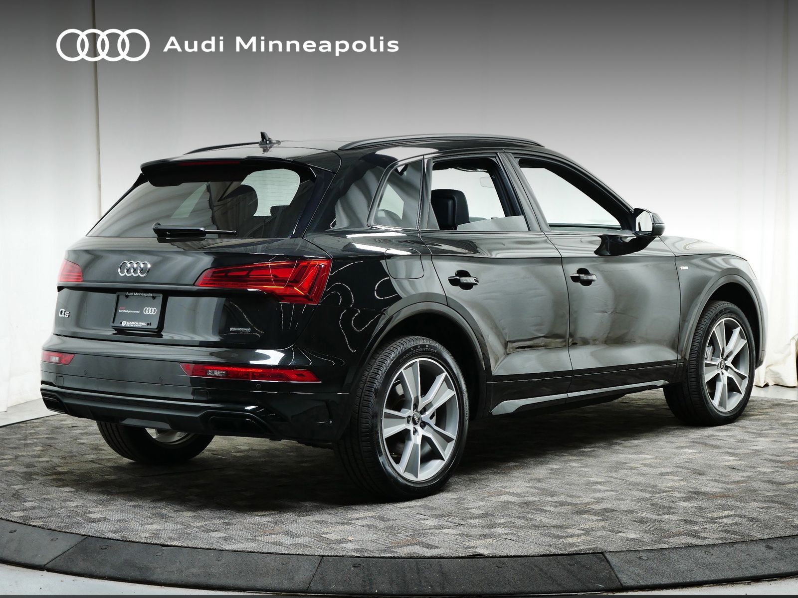 Thumbnail: 2025 Audi Q5 - 7