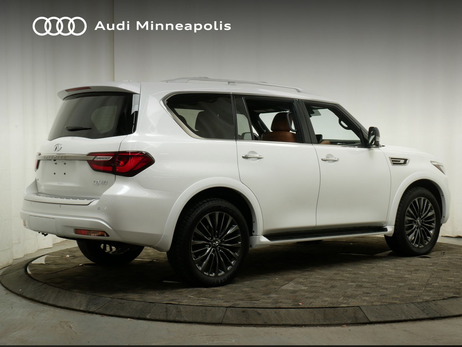 Thumbnail: 2024 INFINITI QX80 - 7