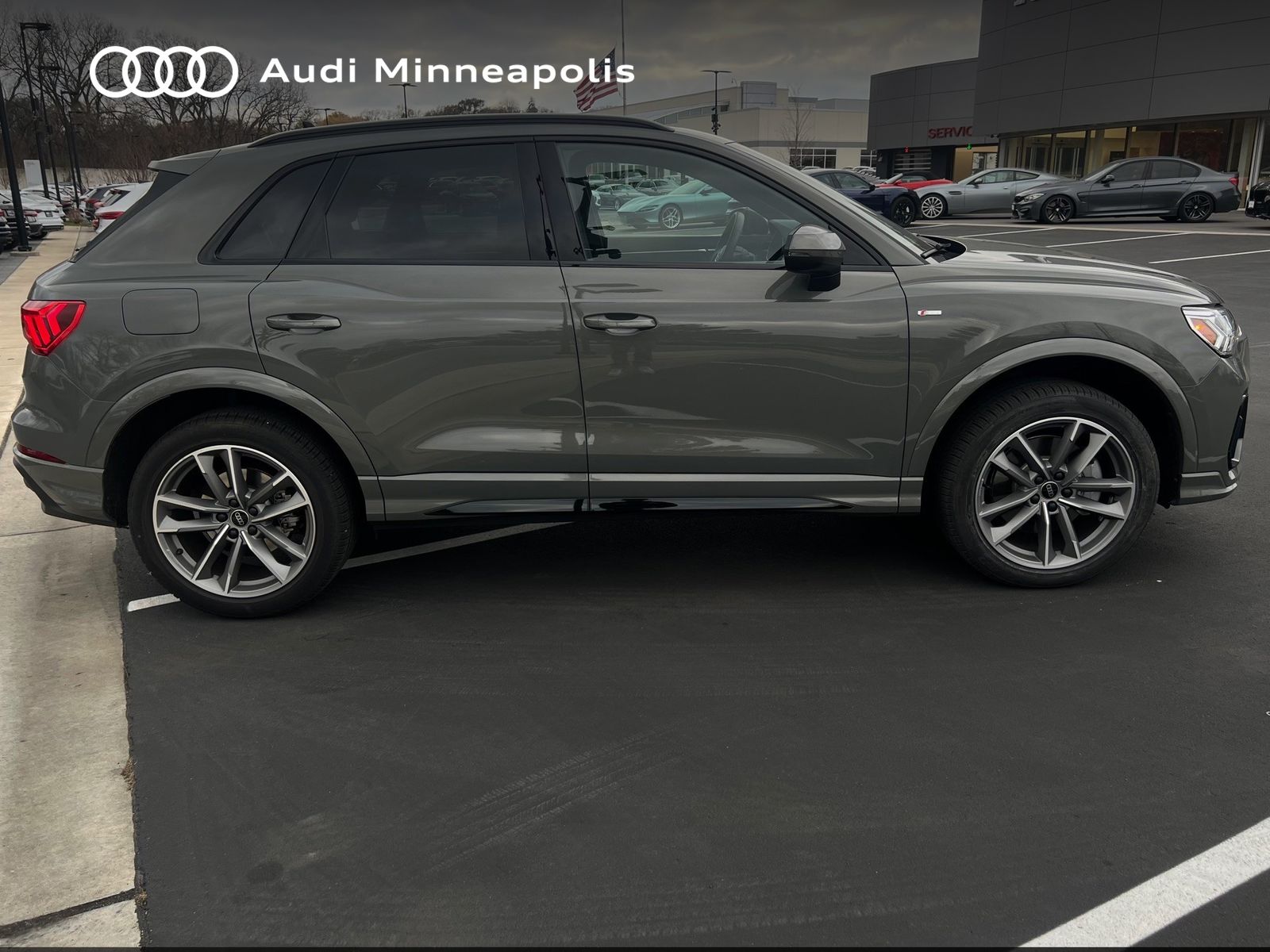 Thumbnail: 2025 Audi Q3 - 9