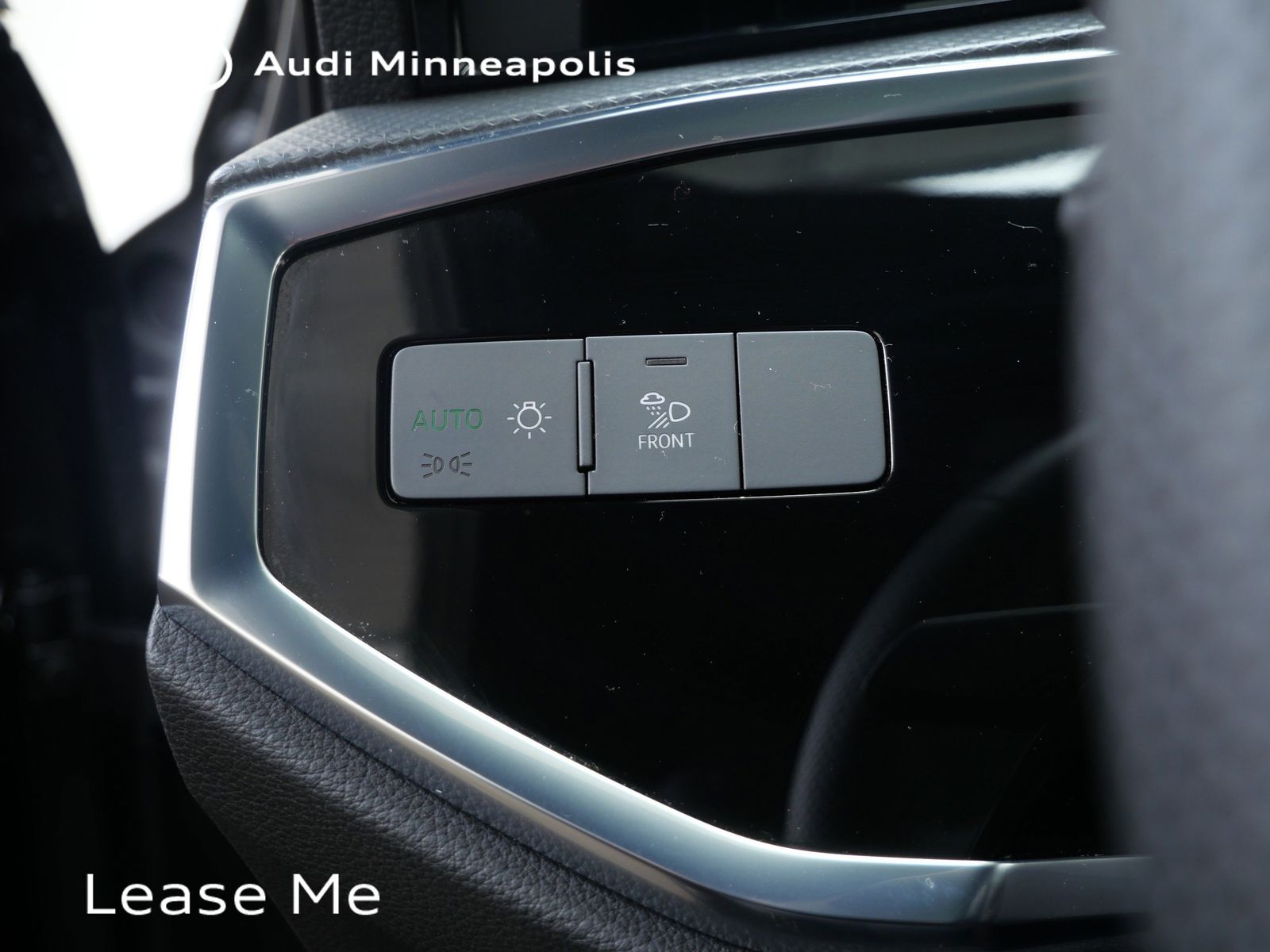 Thumbnail: 2025 Audi Q3 - 20