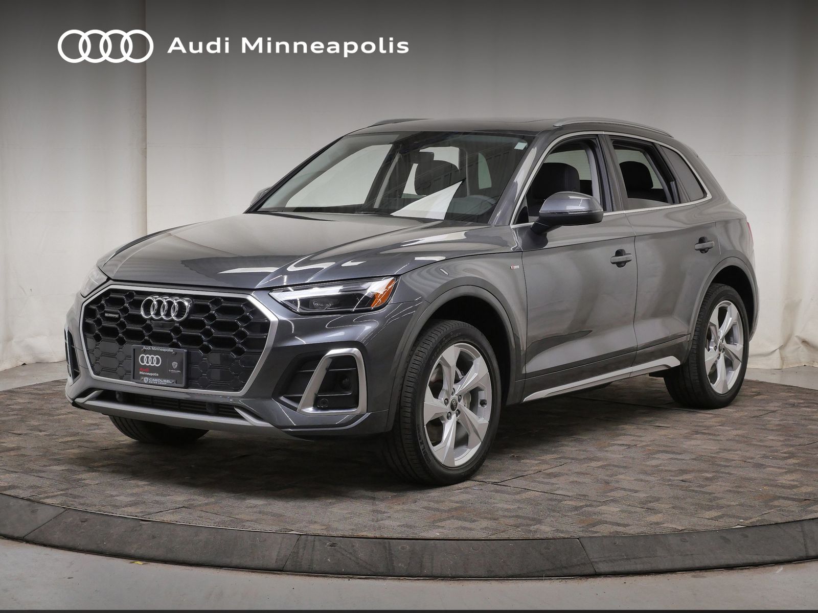 Thumbnail: 2023 Audi Q5 - 1