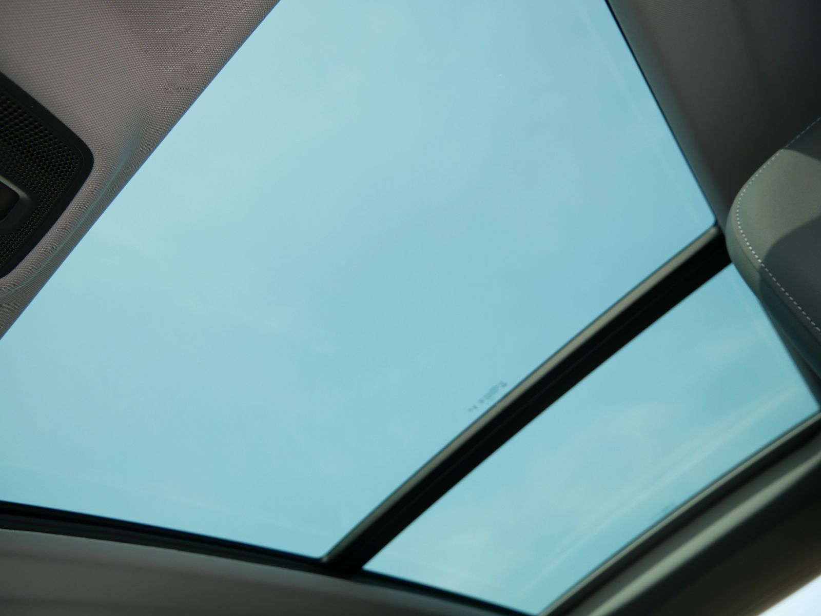 Thumbnail: 2025 Audi Q5 - 15