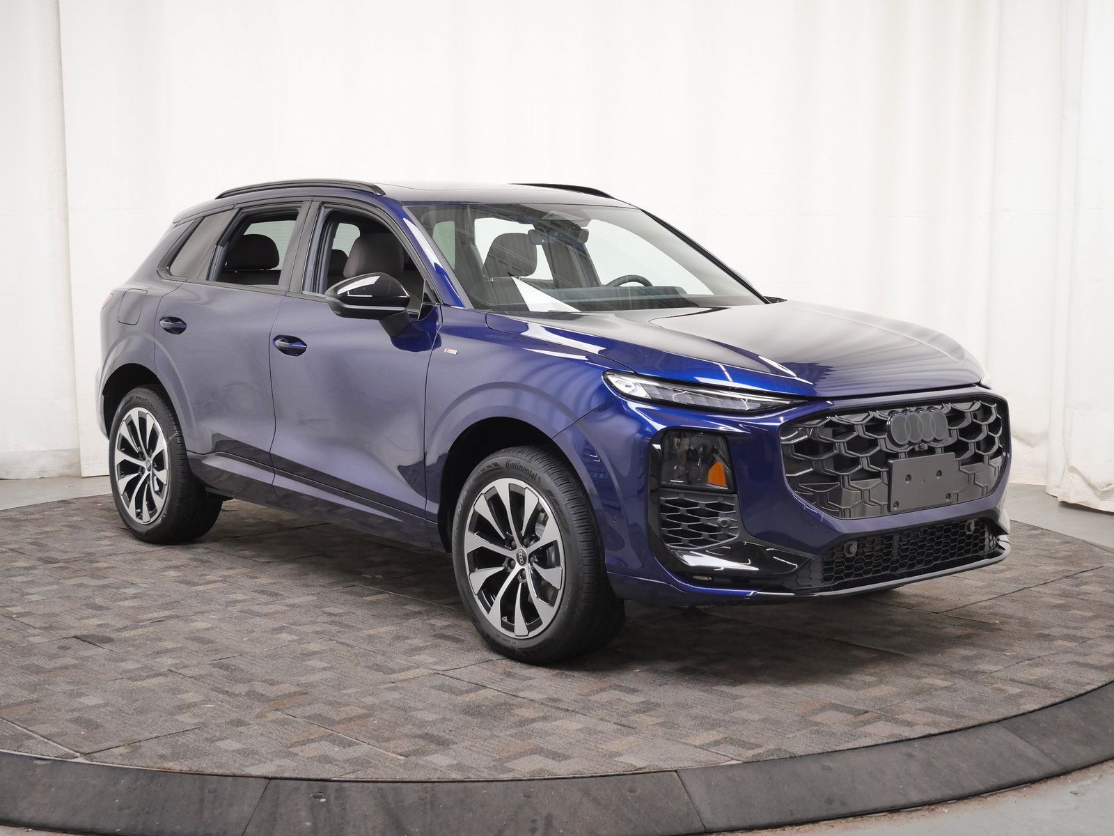 Thumbnail: 2026 Audi Q3 - 8