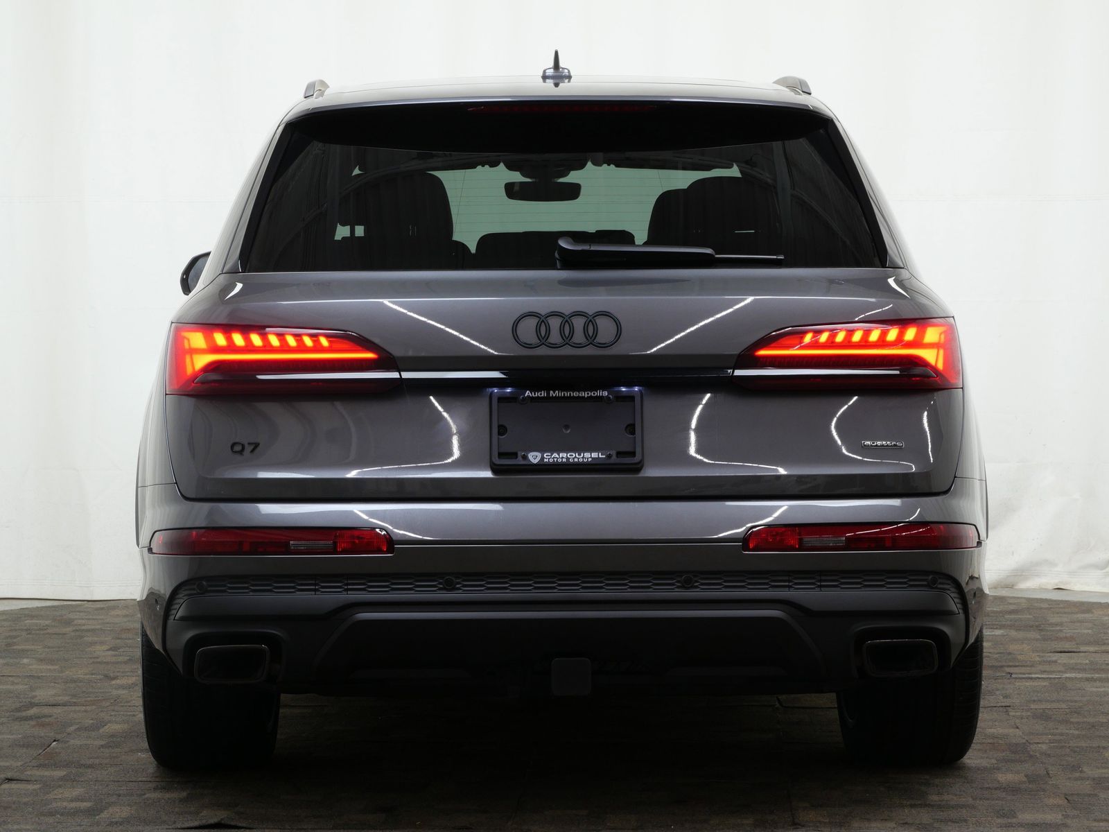 Thumbnail: 2026 Audi Q7 - 5