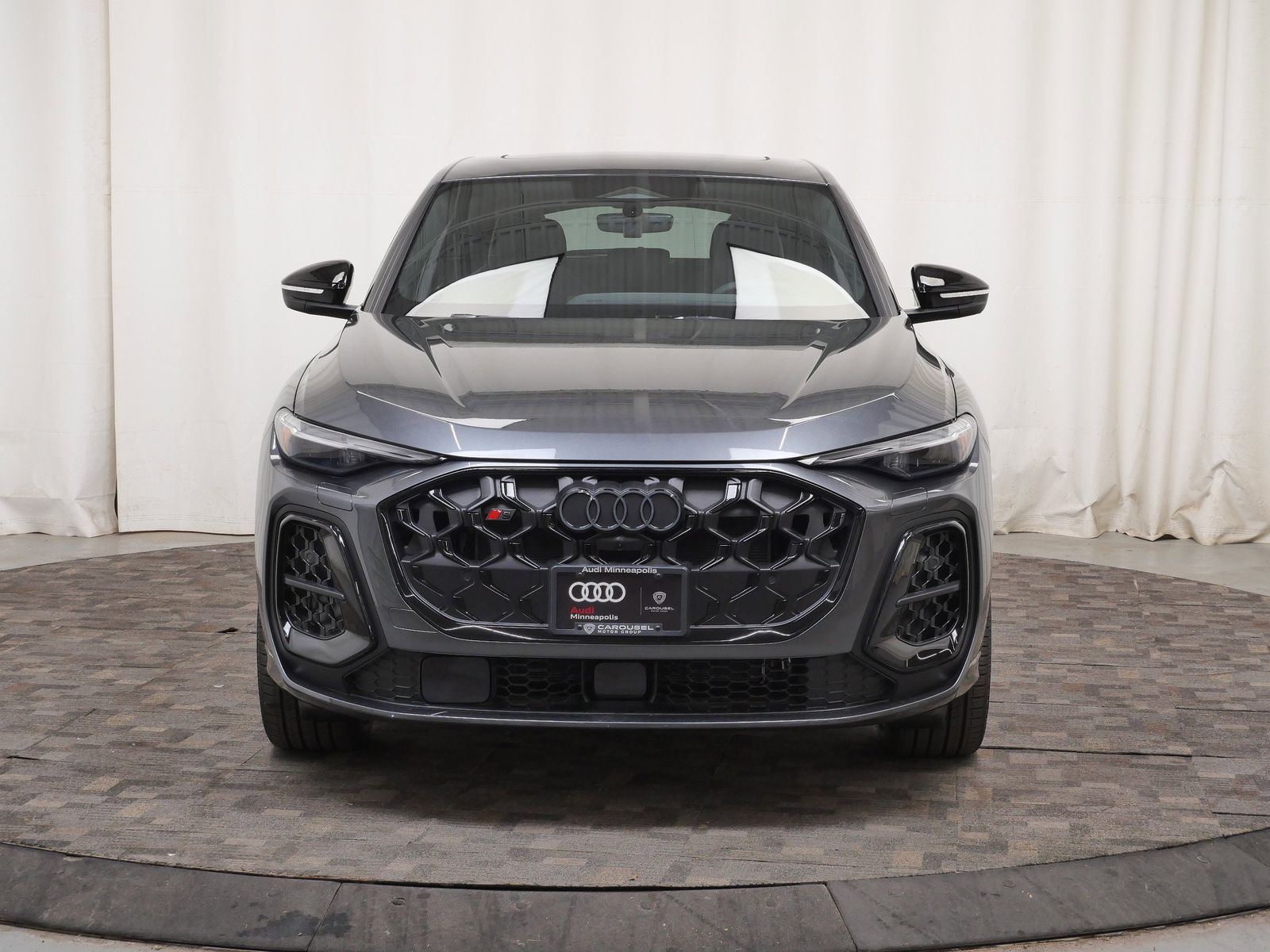 Thumbnail: 2026 Audi SQ5 - 9