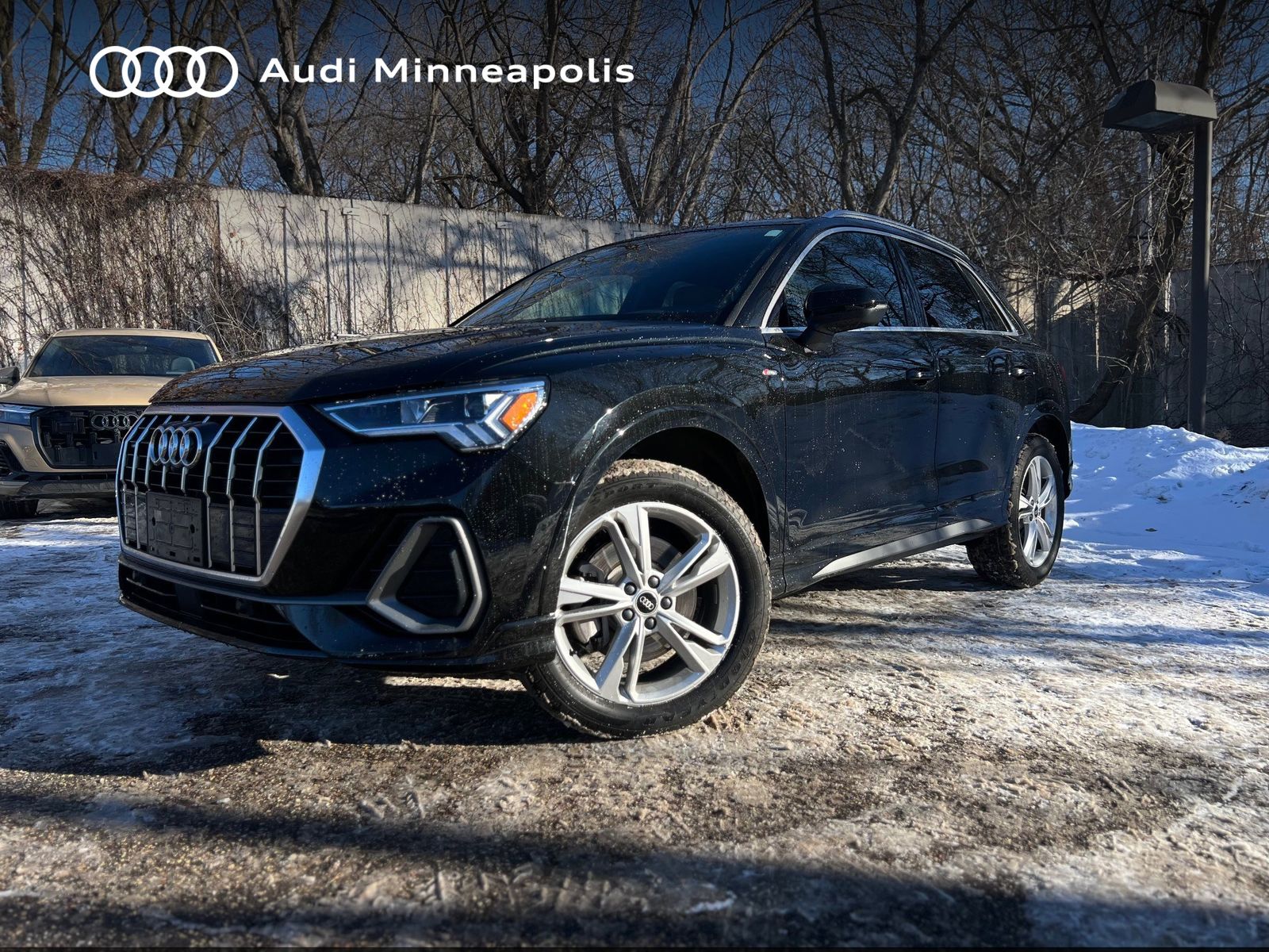 Thumbnail: 2023 Audi Q3 - 1