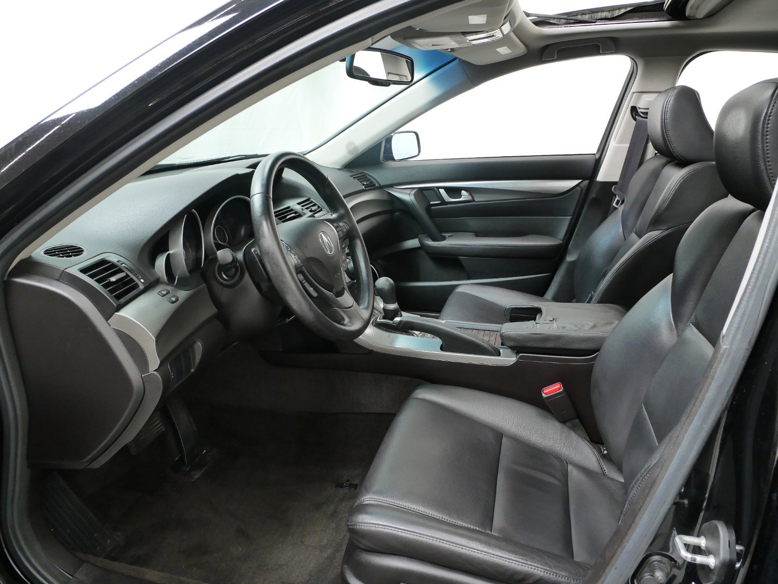 Used 2009 Acura TL Base with VIN 19UUA86279A001094 for sale in Minneapolis, MN