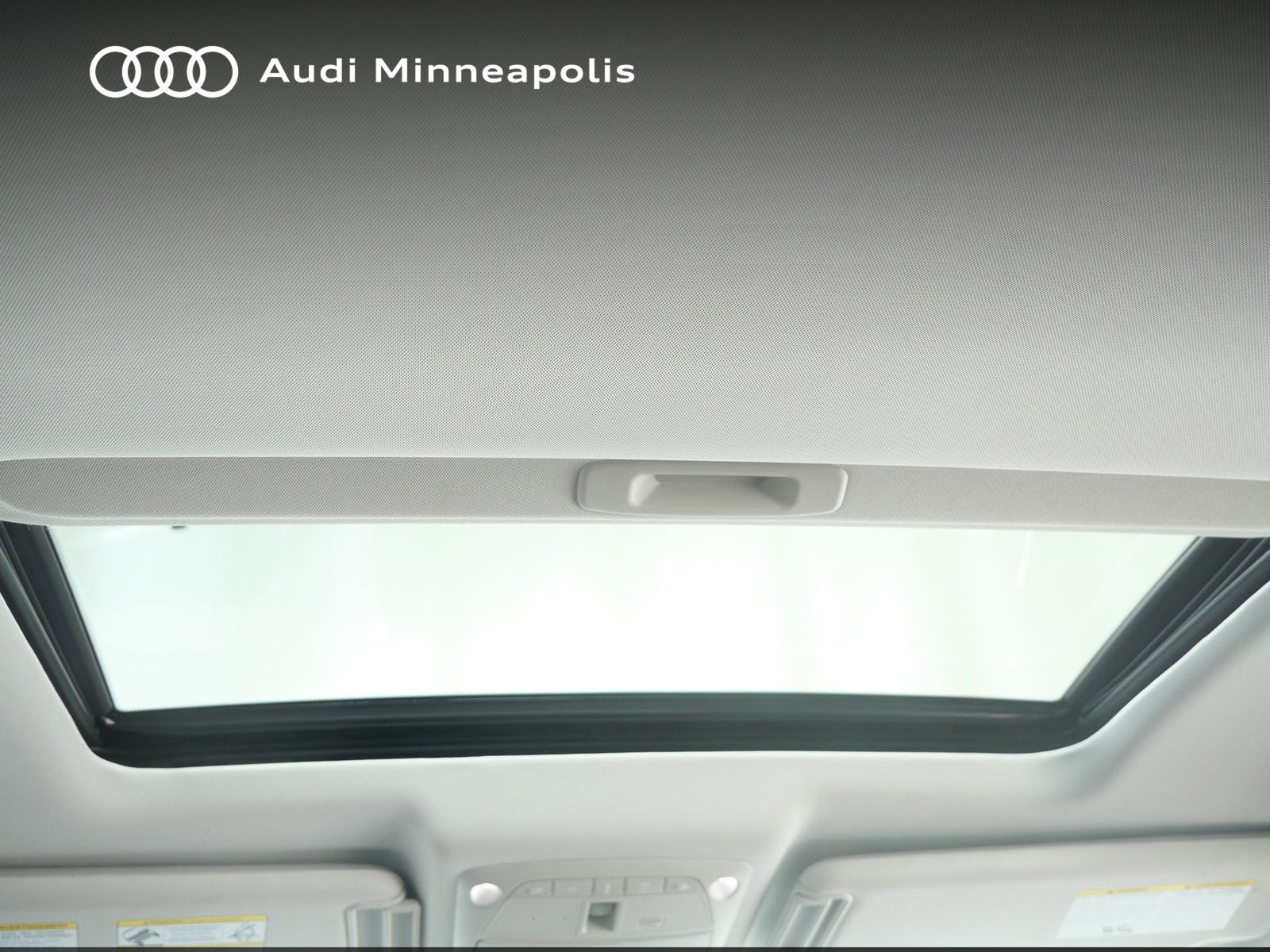 Thumbnail: 2022 INFINITI QX80 - 17
