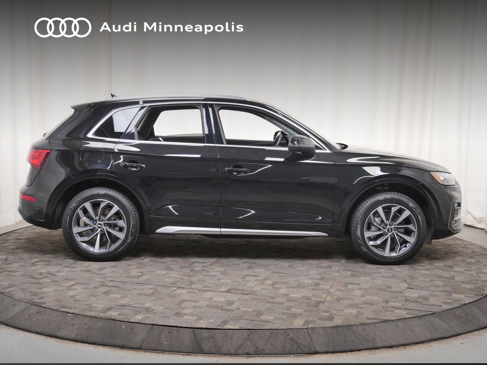 Thumbnail: 2021 Audi Q5 - 9