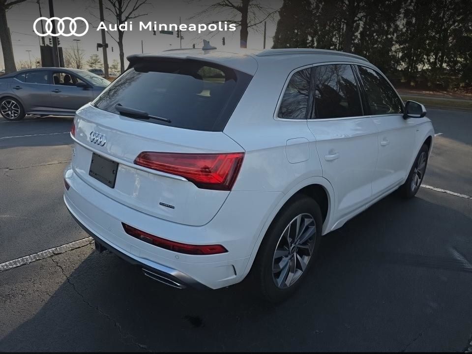 Thumbnail: 2023 Audi Q5 - 6