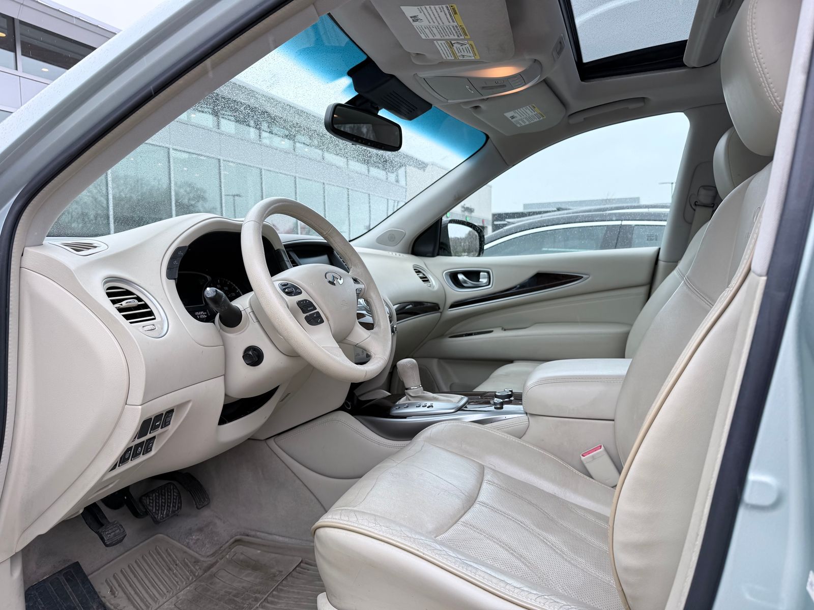 Thumbnail: 2013 INFINITI JX35 - 2