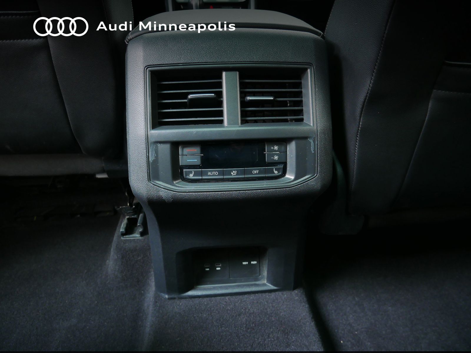 Thumbnail: 2021 Volkswagen Atlas - 16