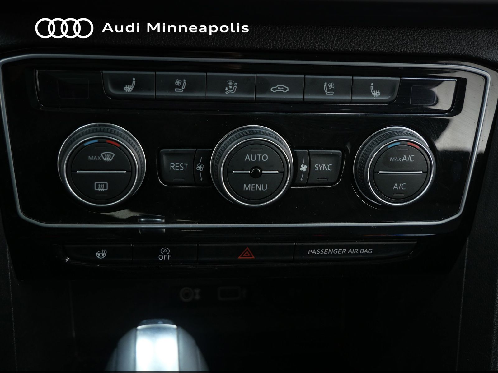 Thumbnail: 2019 Volkswagen Atlas - 31