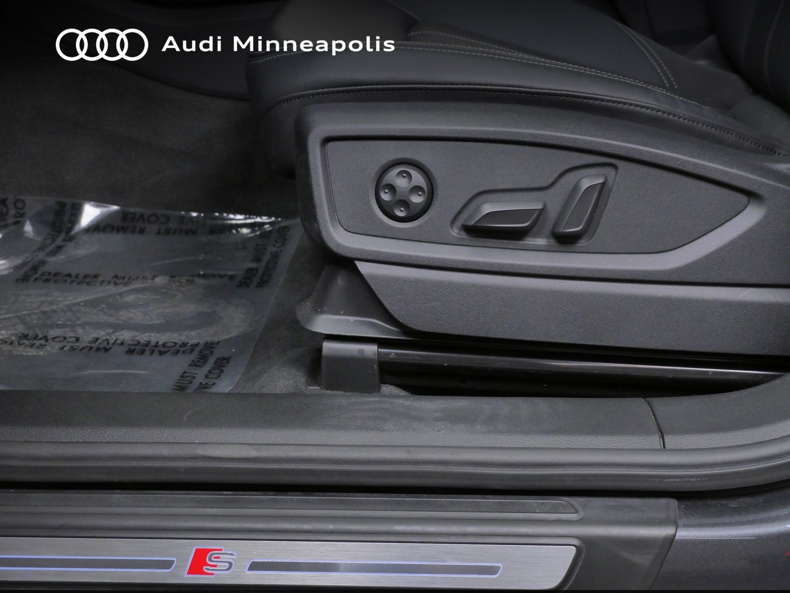 Thumbnail: 2023 Audi Q5 - 14