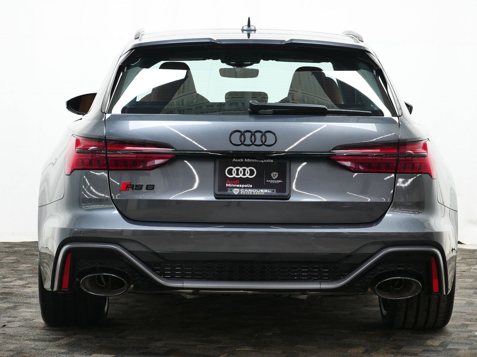 Thumbnail: 2026 Audi RS 6 - 5
