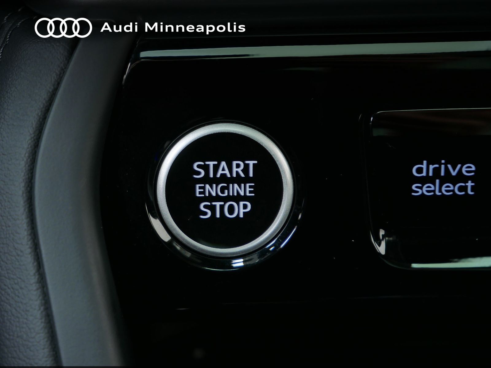 Thumbnail: 2025 Audi Q5 - 33