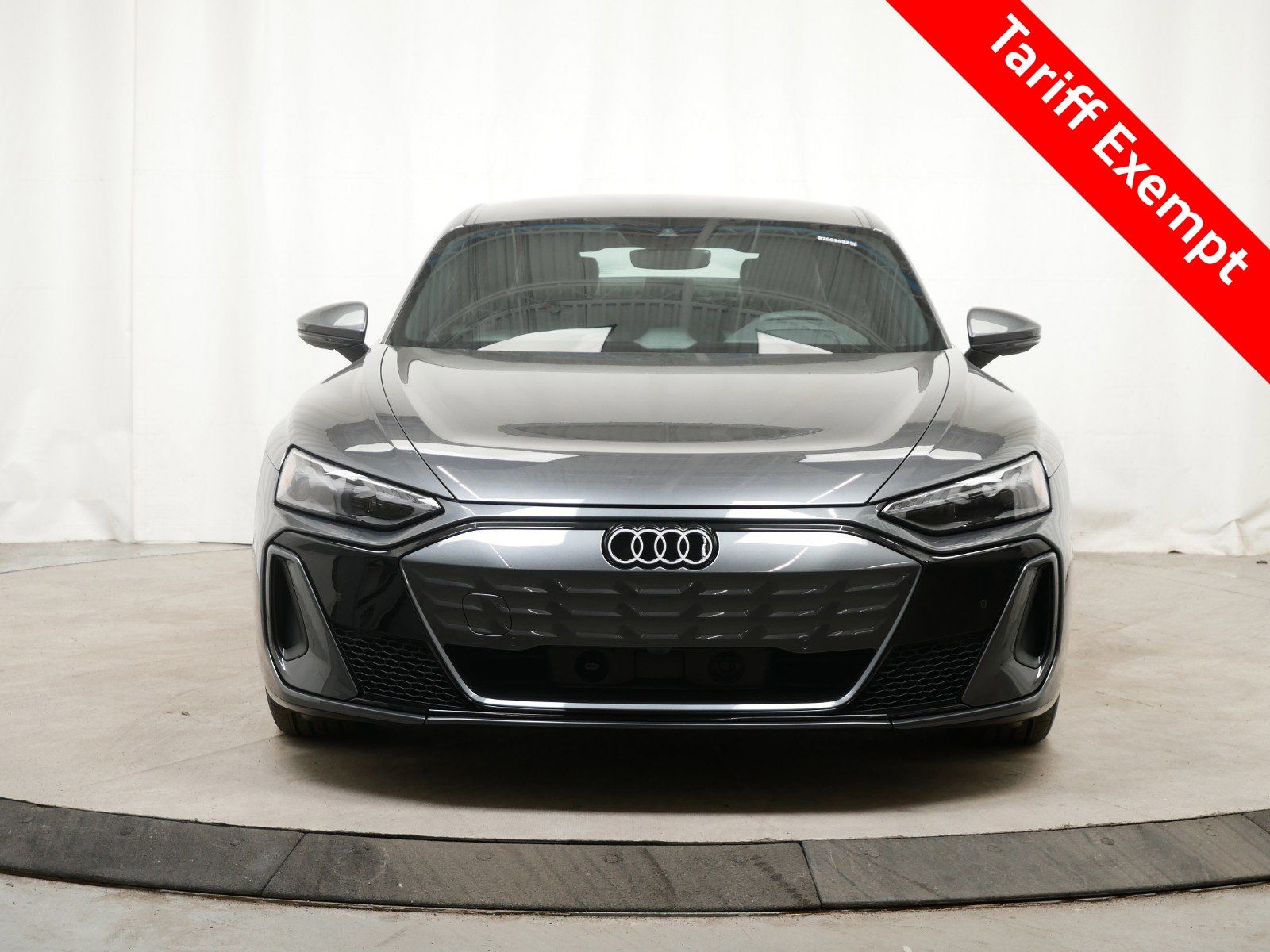 Thumbnail: 2025 Audi e-tron GT - 9