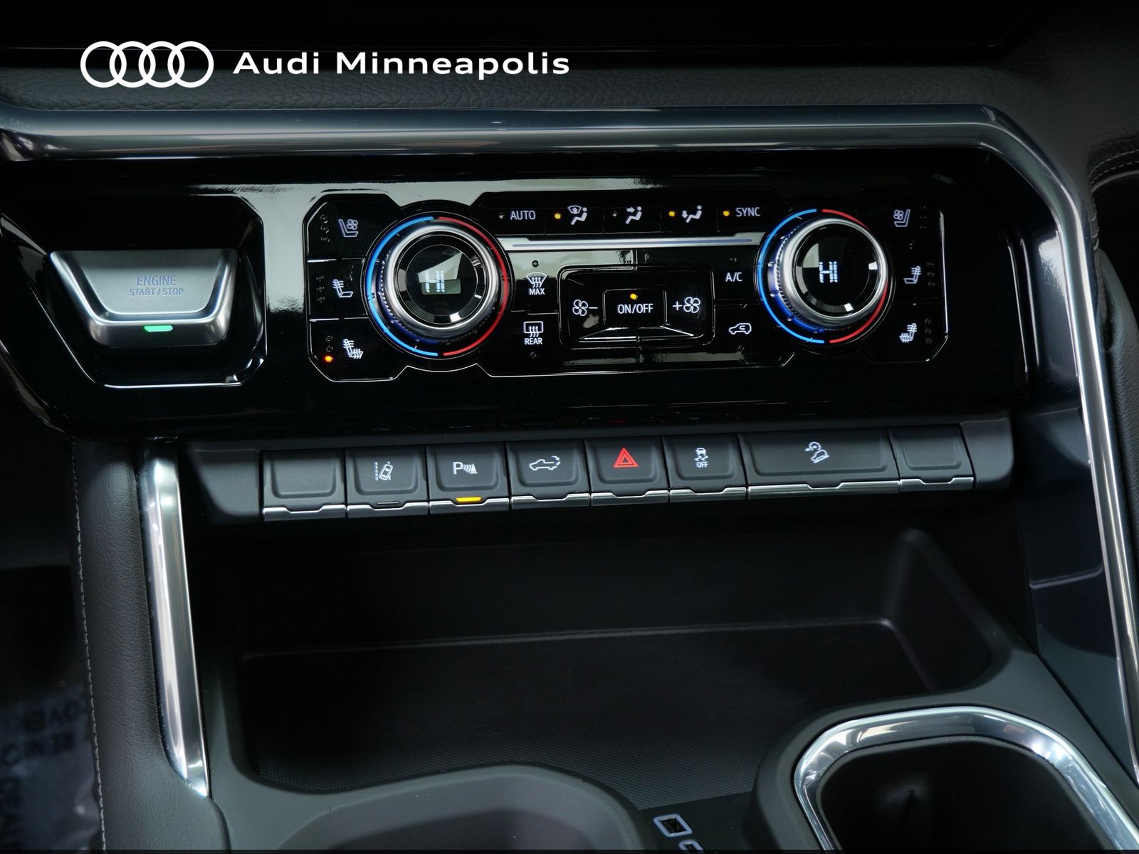 Thumbnail: 2025 GMC Sierra 2500 - 25