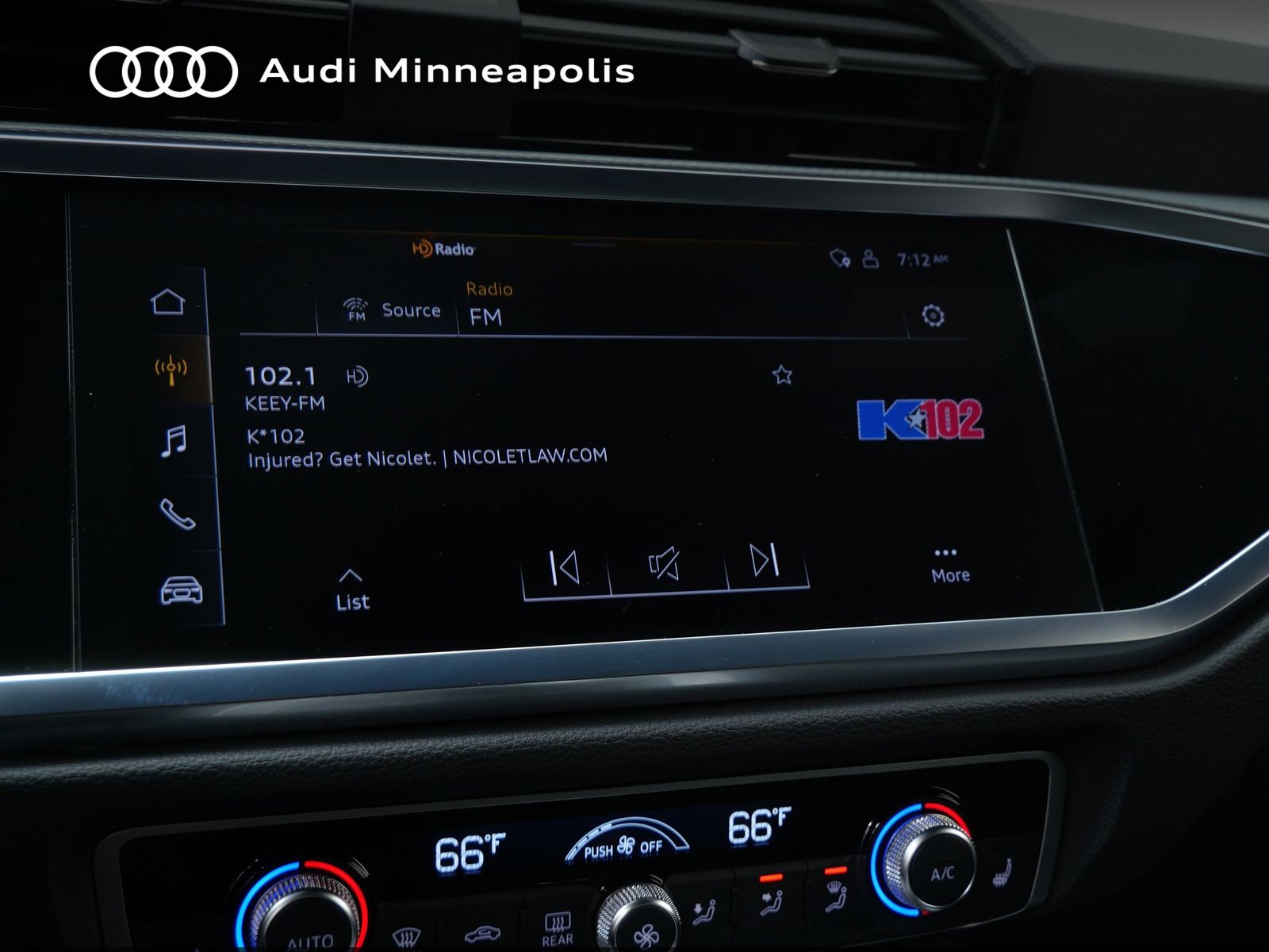 Thumbnail: 2025 Audi Q3 - 32