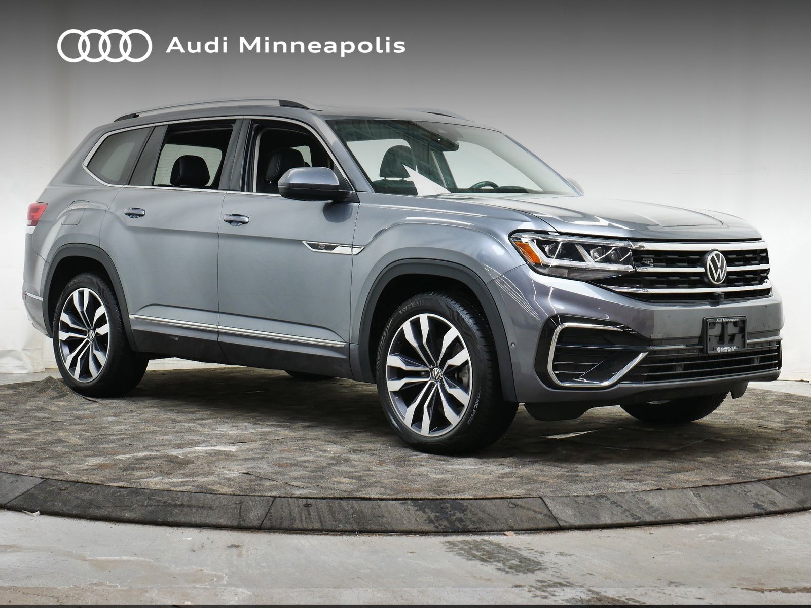 Thumbnail: 2021 Volkswagen Atlas - 10