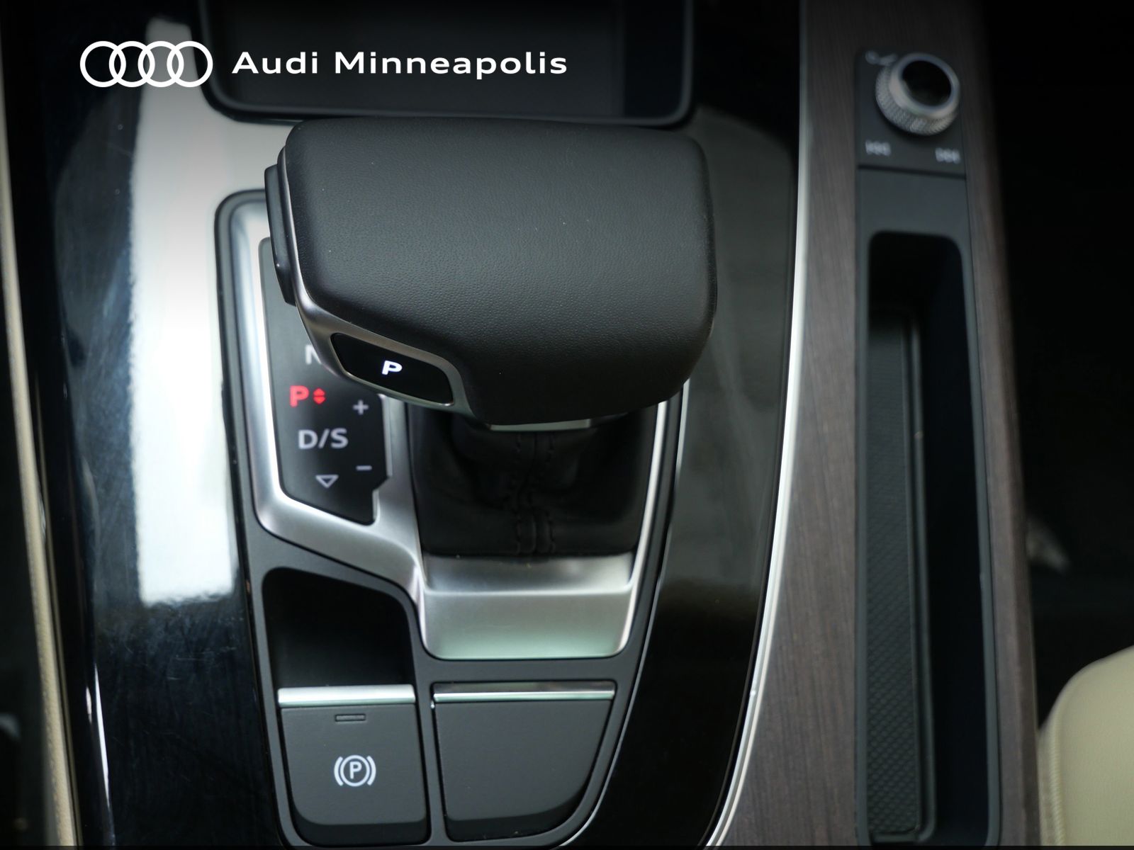 Thumbnail: 2023 Audi Q5 - 29