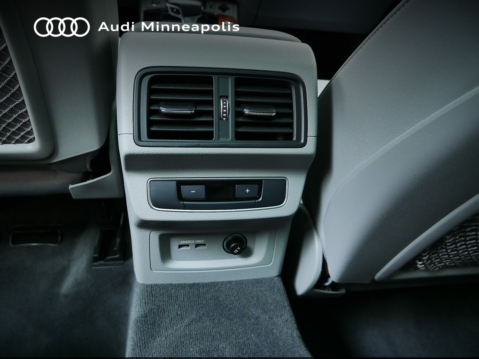 Thumbnail: 2022 Audi Q5 - 18