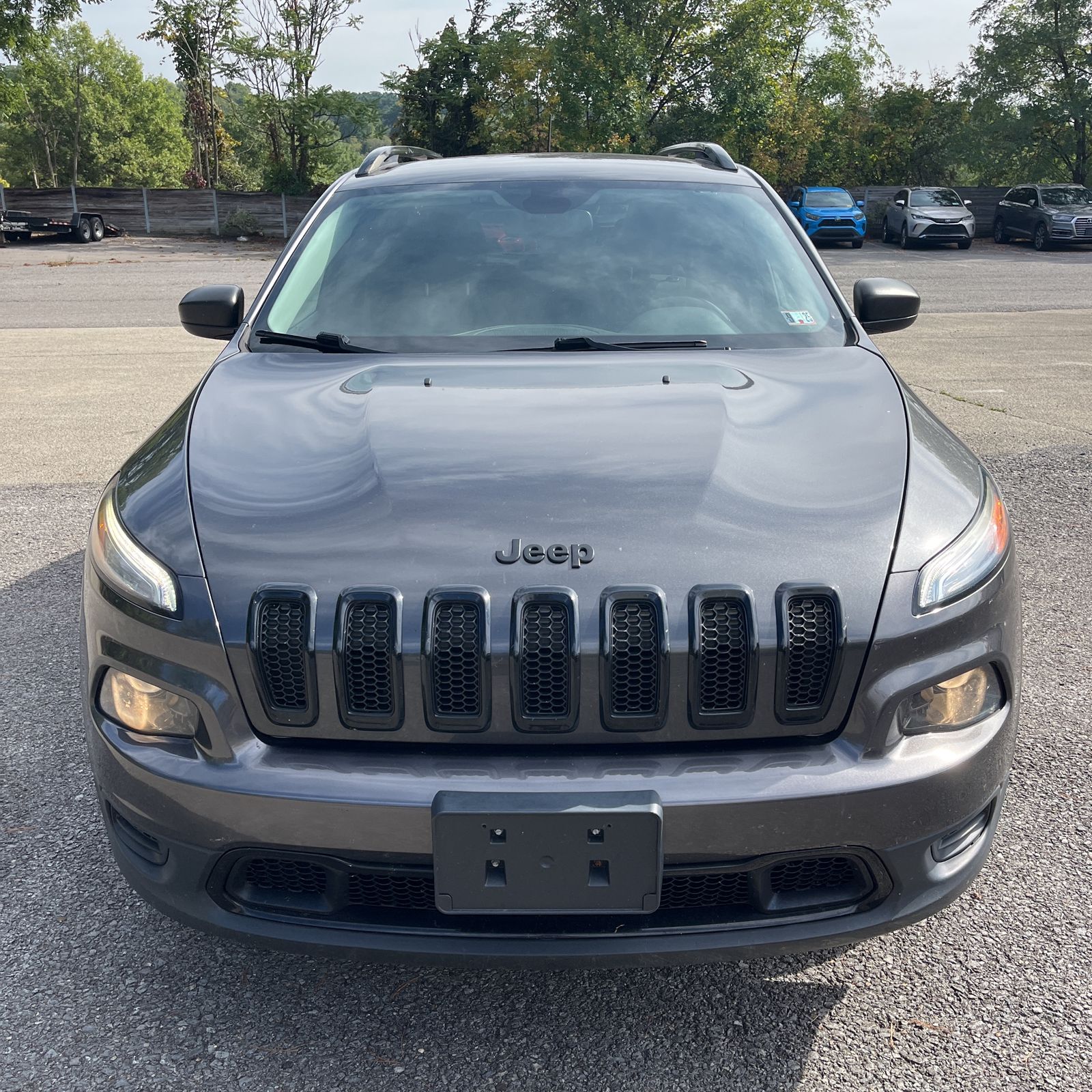 Thumbnail: 2016 Jeep Cherokee - 9