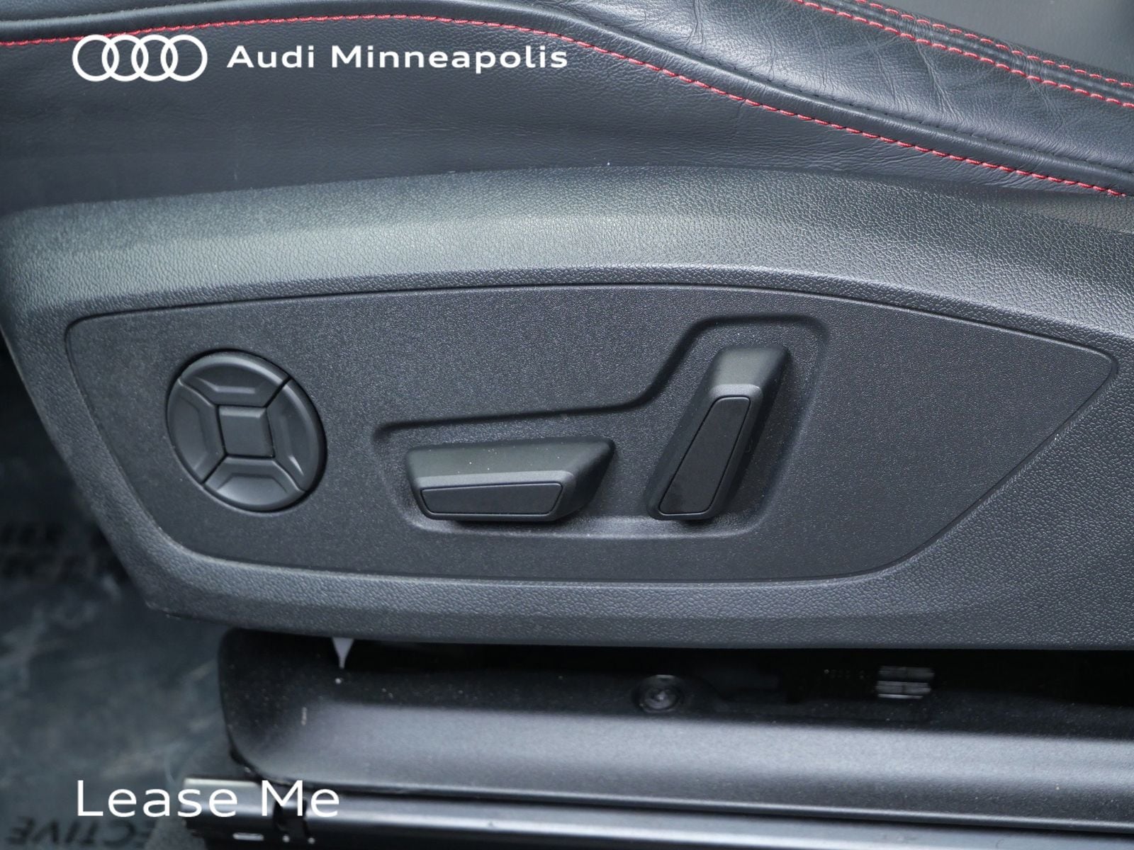 Thumbnail: 2025 Audi Q3 - 13