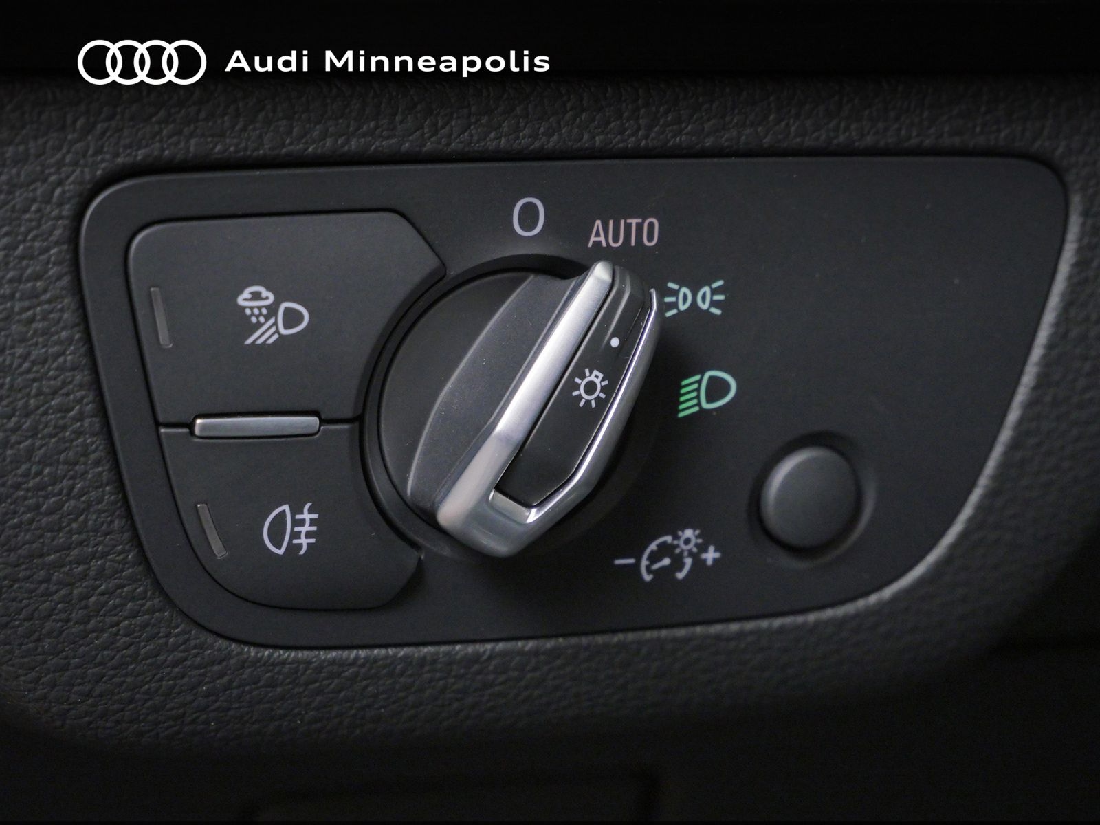 Thumbnail: 2025 Audi Q5 - 20