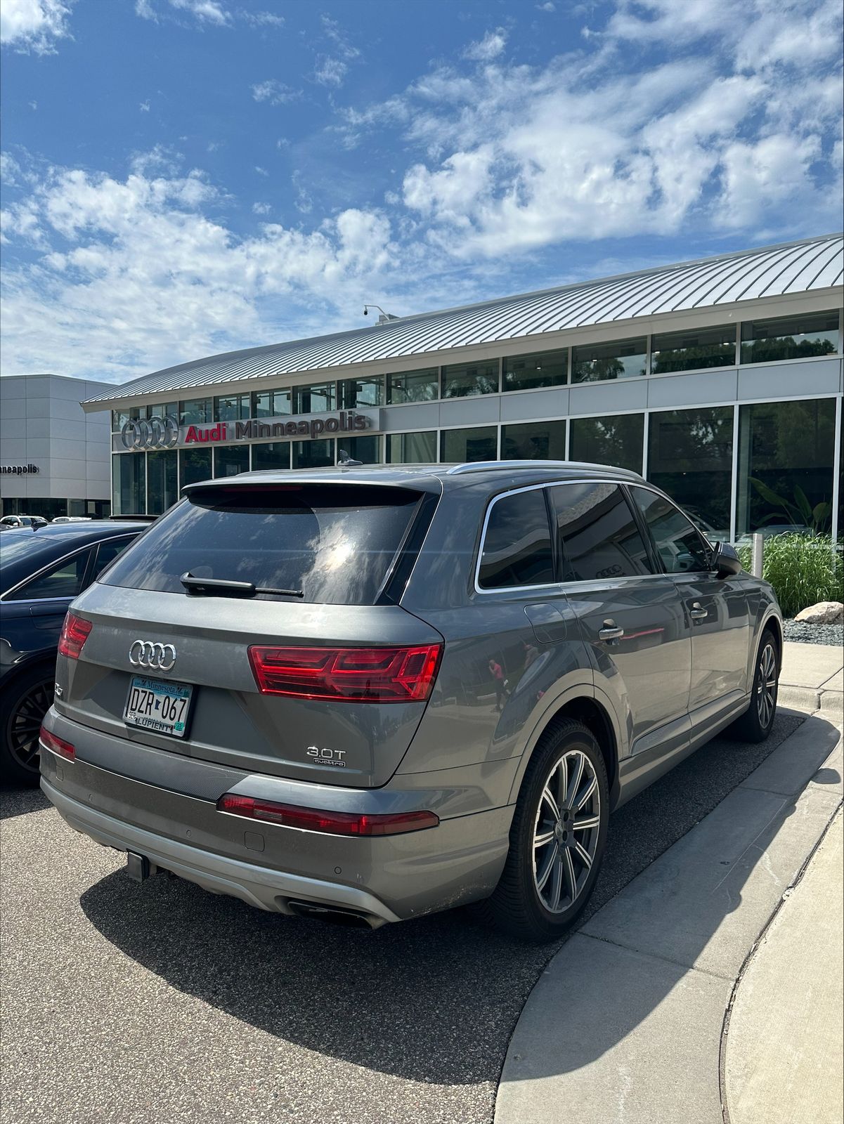 Thumbnail: 2017 Audi Q7 - 5