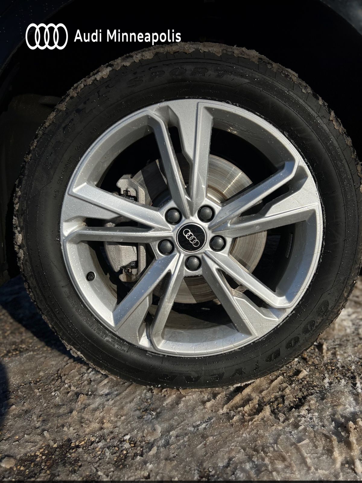 Thumbnail: 2023 Audi Q3 - 13