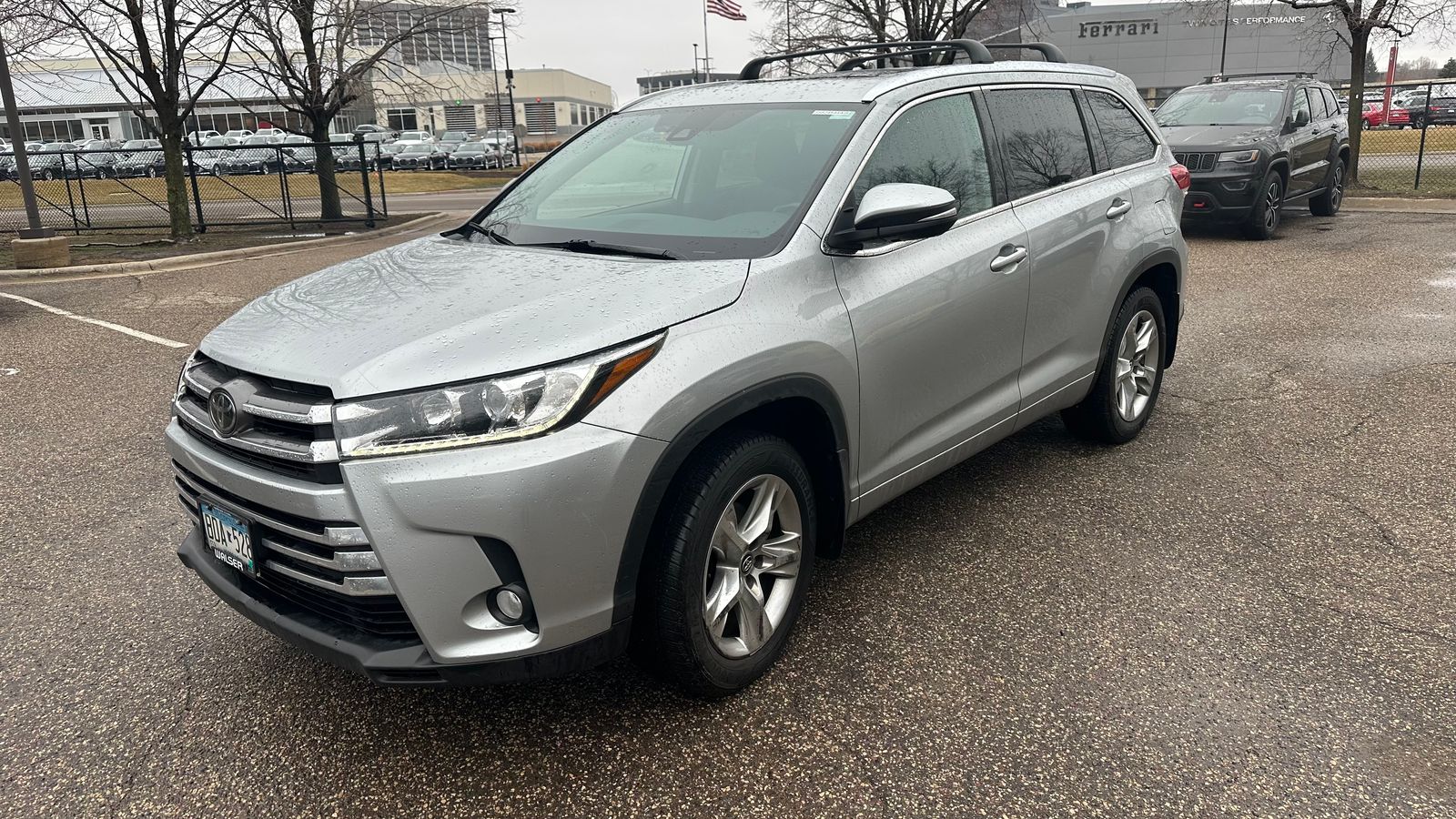 Used 2018 Toyota Highlander Limited with VIN 5TDDZRFH6JS824544 for sale in Minneapolis, Minnesota