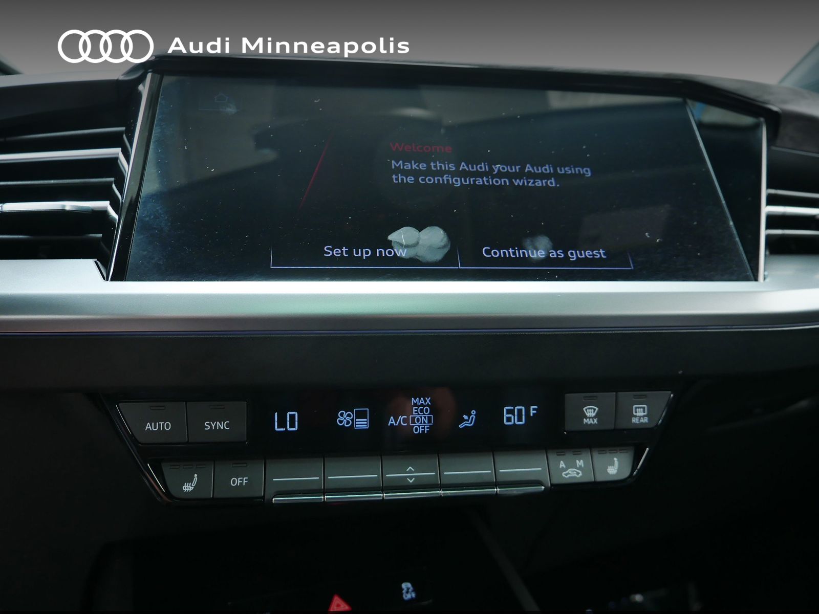 Thumbnail: 2023 Audi Q4 e-tron - 28