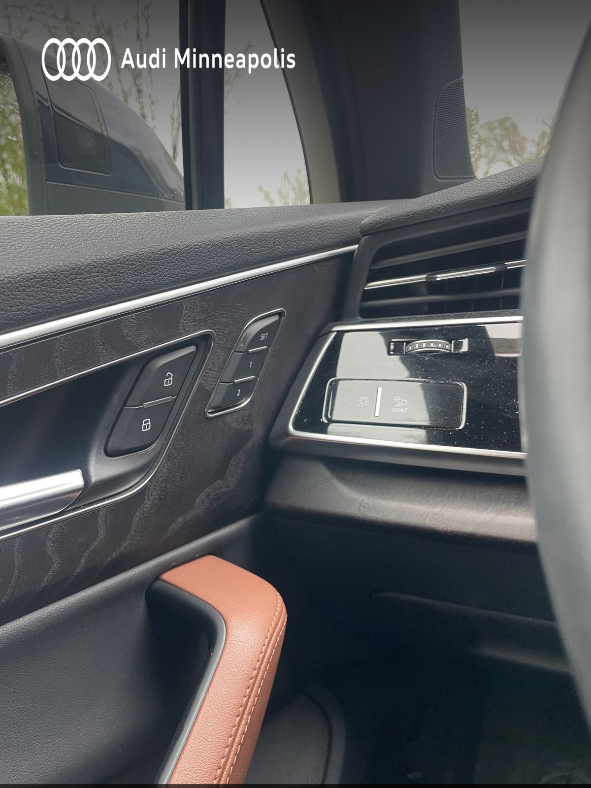 Thumbnail: 2023 Audi Q7 - 14