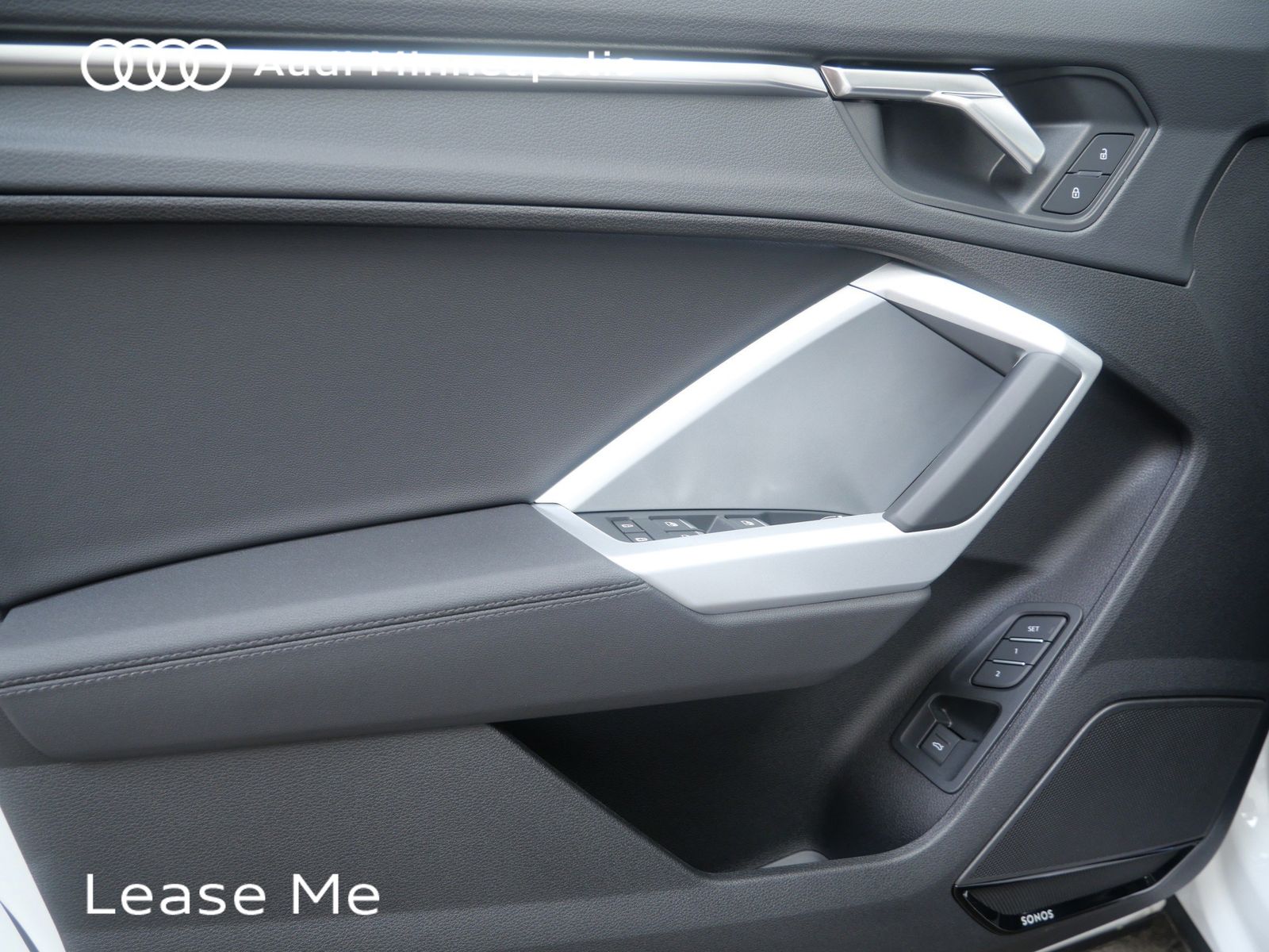 Thumbnail: 2025 Audi Q3 - 12