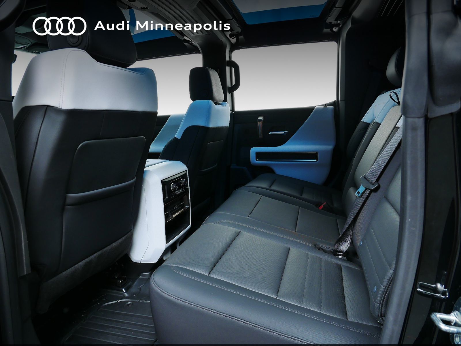 Thumbnail: 2024 GMC Hummer EV - 14